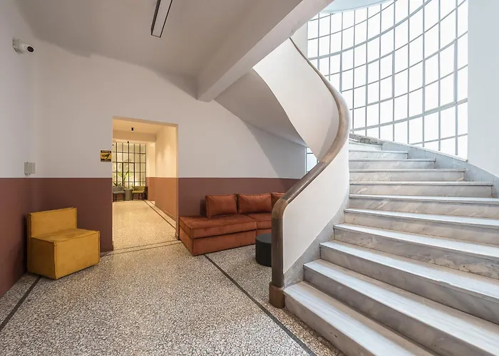 Aeiphoria Suites & Rooms -
